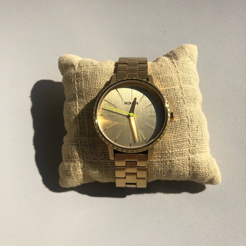 Nixon Watch, Kensington Time Teller